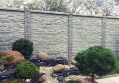 Betonové stříšky na plot: Proč si je pořídit a jaké mají výhody?